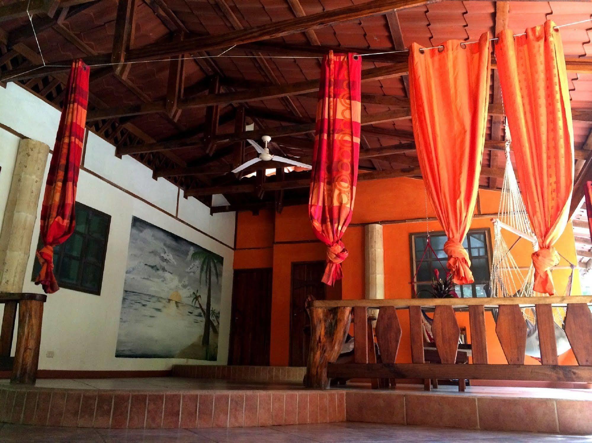 Bed and Breakfast Casa Moabi Коклес Экстерьер фото